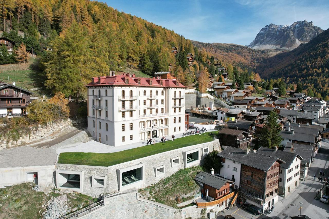 Grand Hotel Du Cervin - Auberge De Jeunesse Et Spa Saint-Luc Zewnętrze zdjęcie