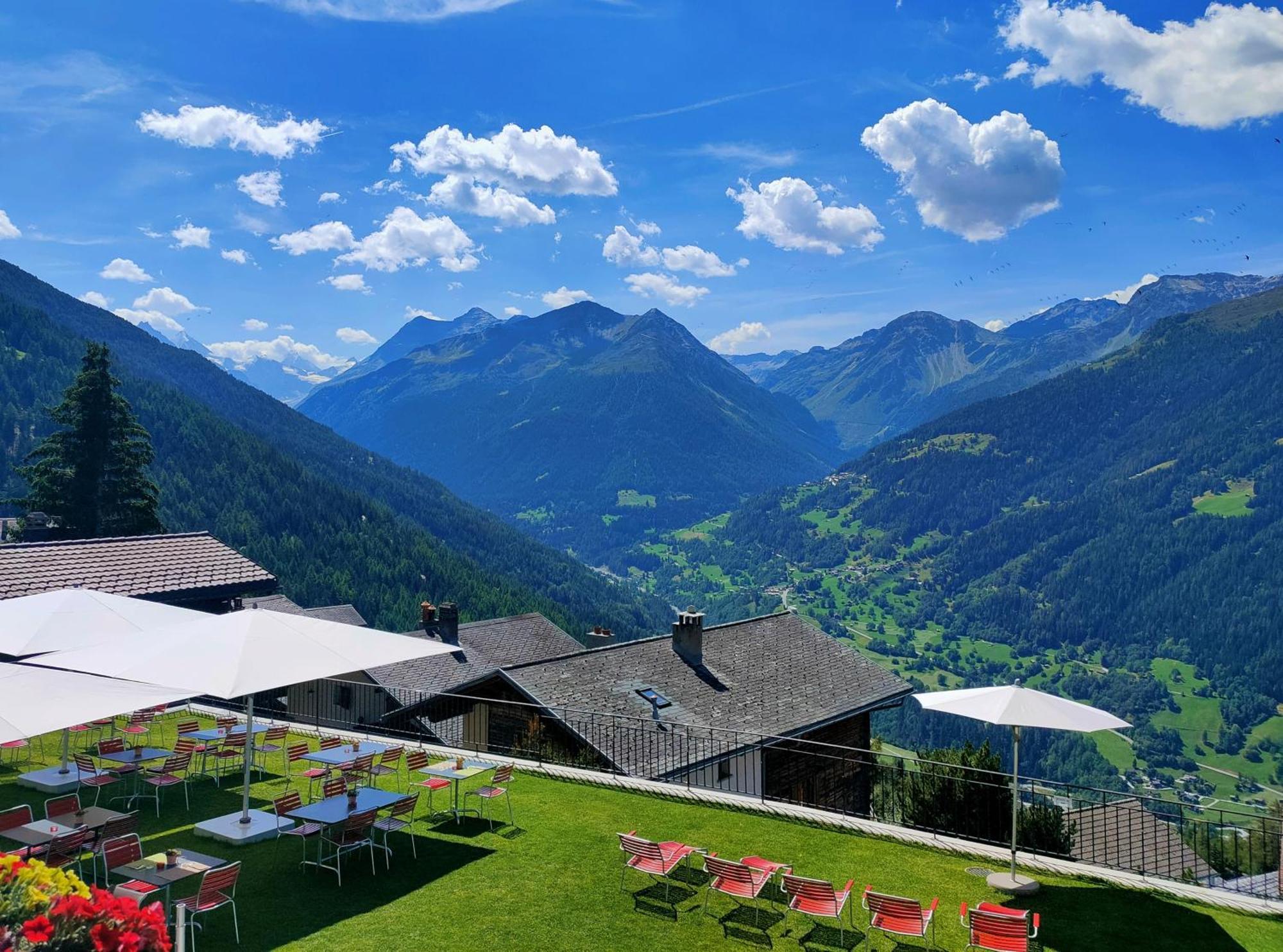 Grand Hotel Du Cervin - Auberge De Jeunesse Et Spa Saint-Luc Zewnętrze zdjęcie
